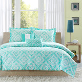 Full/Queen 5-Piece White Comforter Set w/ 2 Shams & 2 Decorative Pillows - Dubh_Arts
 - 1